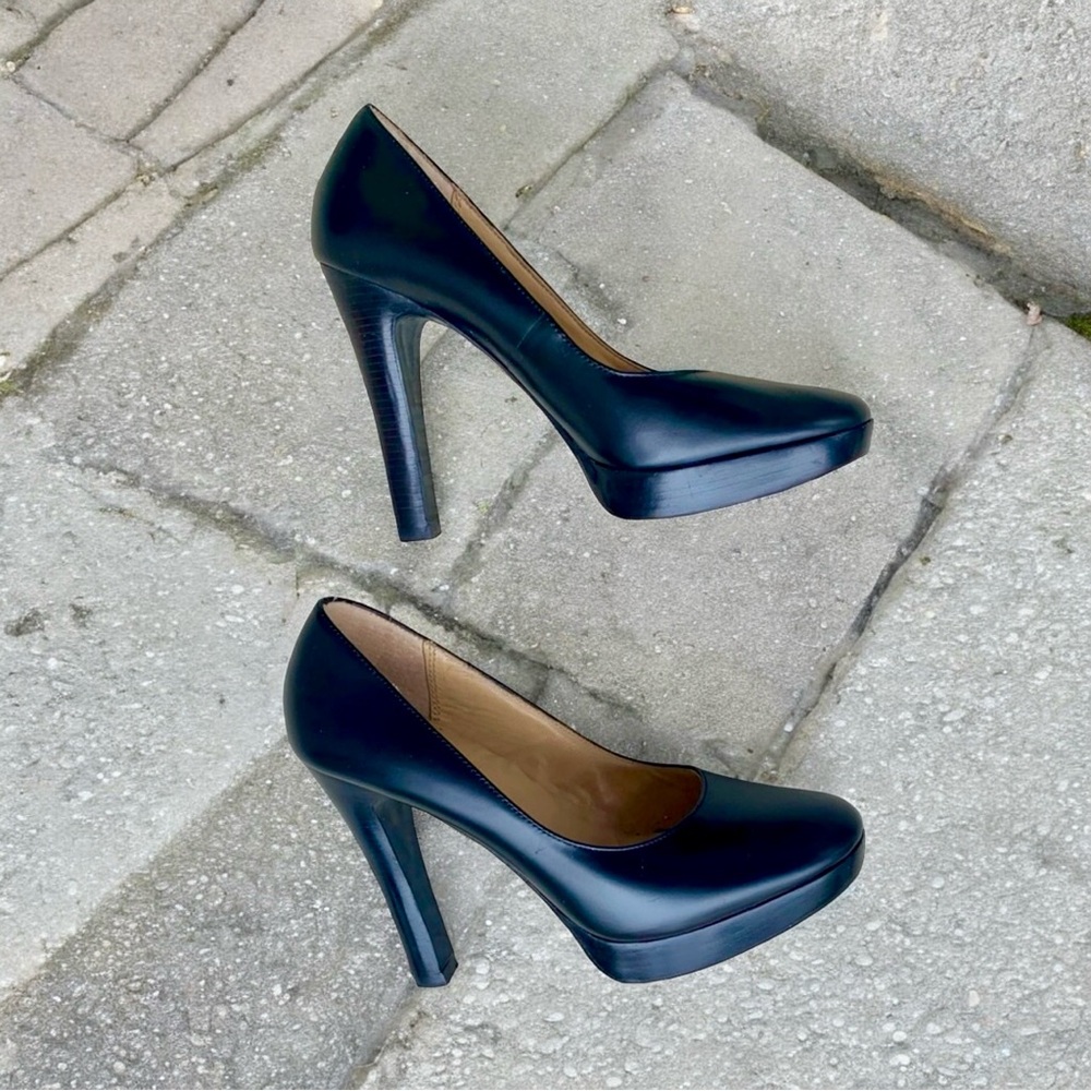 Michael Kors Black Heels Size 5 1/2 M